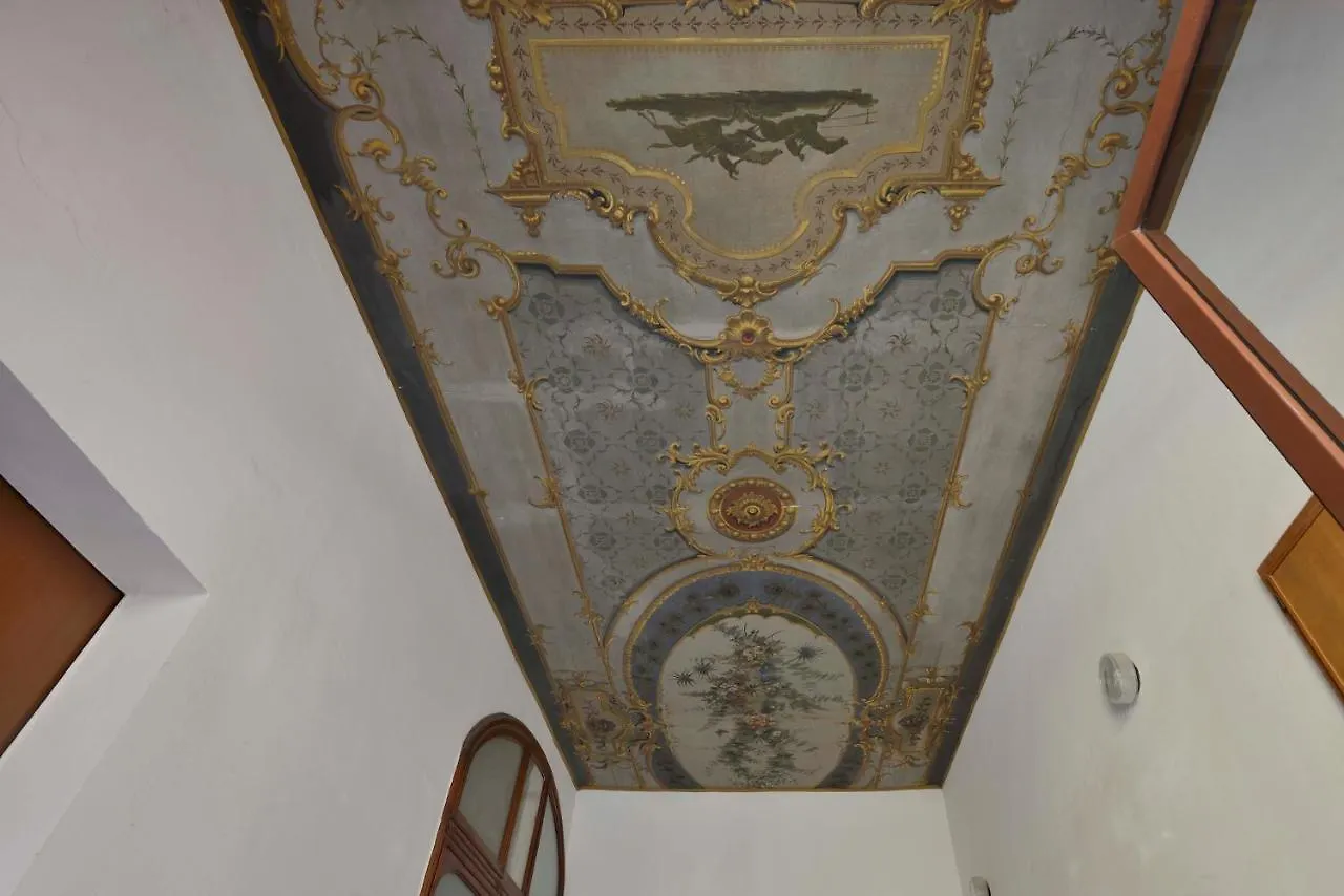 Appartamento Grenier Blanc - Elegante Mansarda San Pietro in Casale Italia